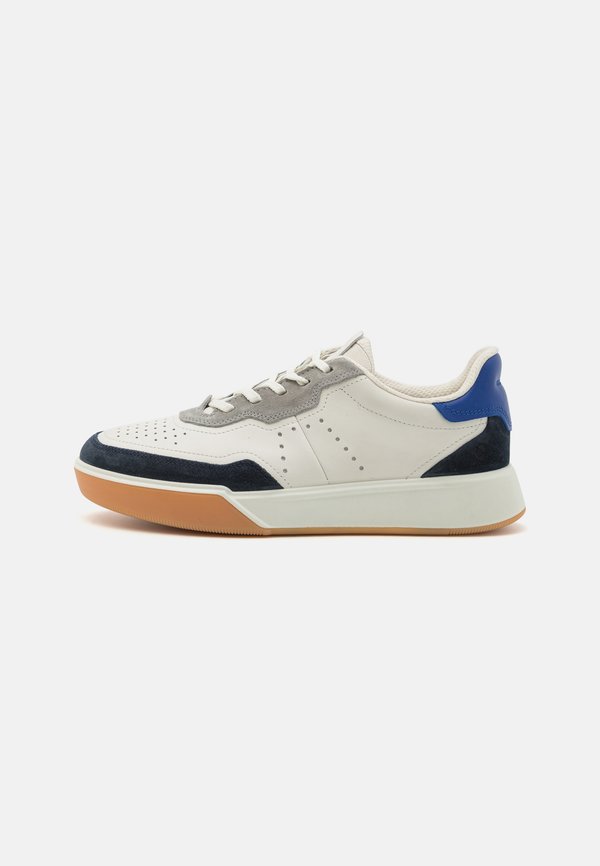 ECCO STREET COURT