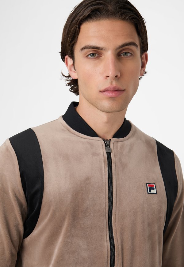 Fila ADRIANO REGULAR TRACK
