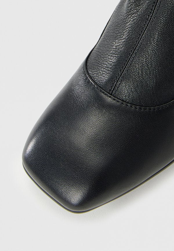 ECCO SCULPTED ALBA BLOCK 65