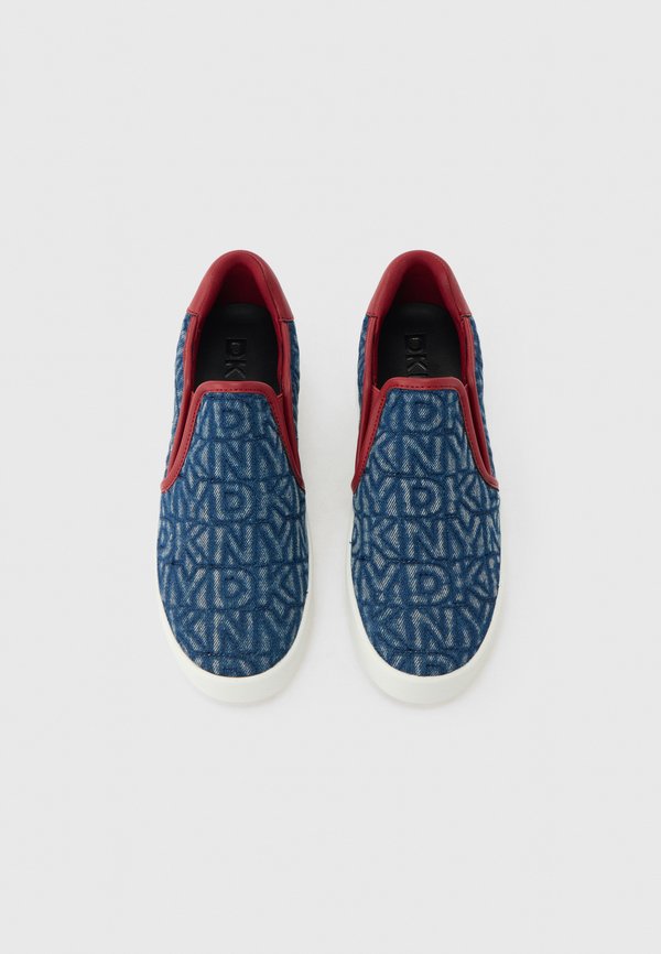 DKNY MARTA