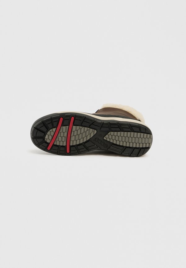 ECCO TRACE LITE
