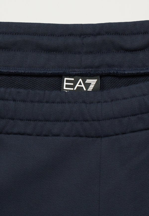 EA7 Emporio Armani