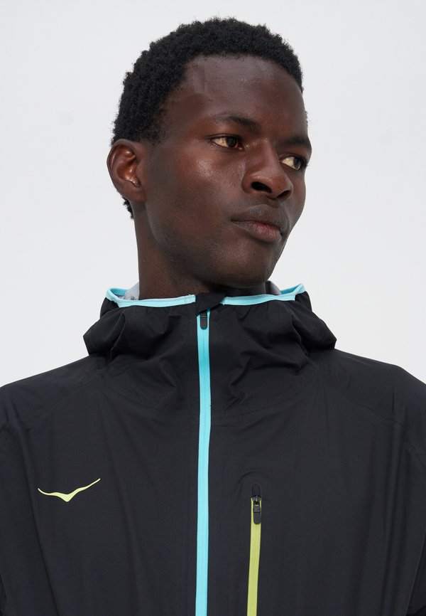HOKA TECSKY