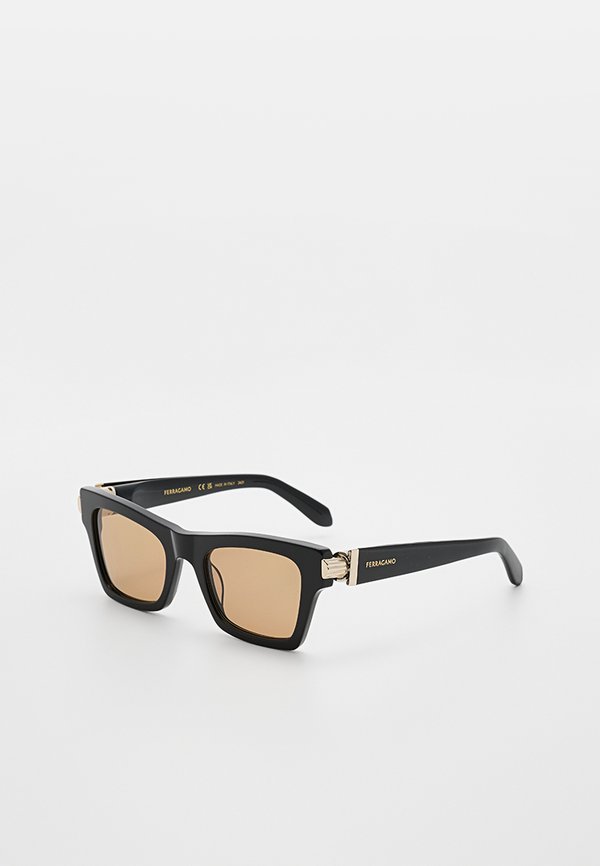 FERRAGAMO