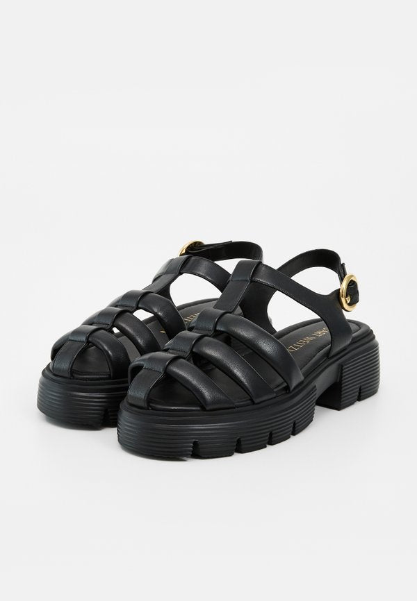 Stuart Weitzman NOLITA