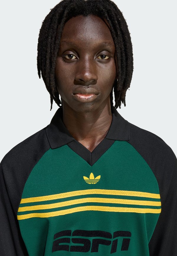 adidas Originals CHEST