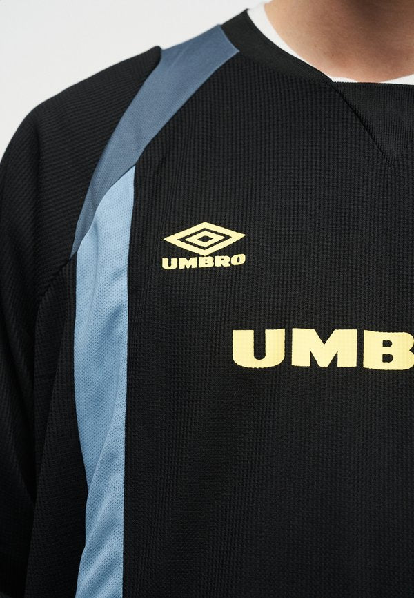 Umbro PANELLED