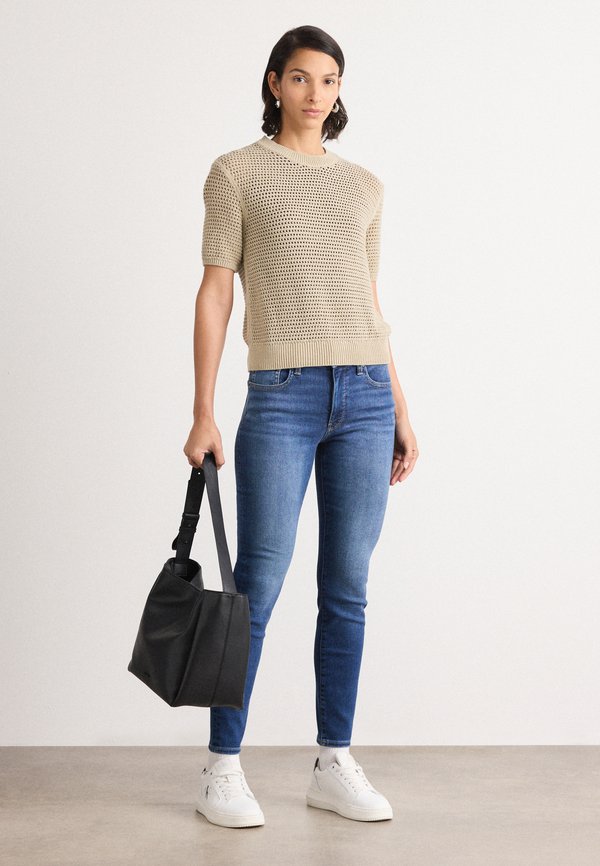 Calvin Klein Jeans MID RISE