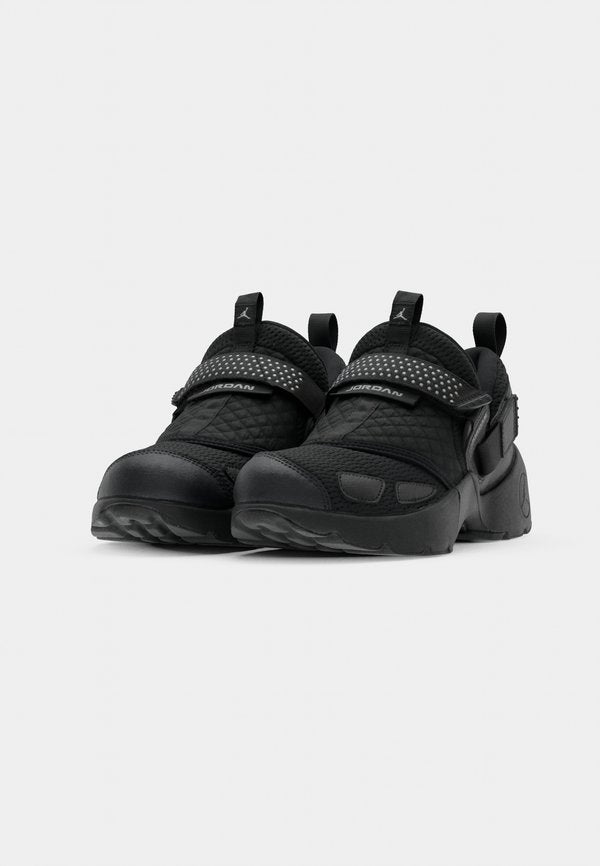 Jordan TRUNNER LX