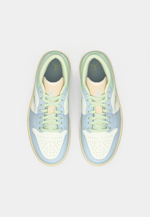 Jordan AIR JORDAN 1