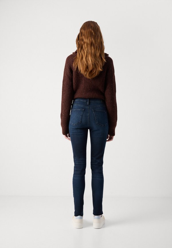 Tommy Jeans NORA