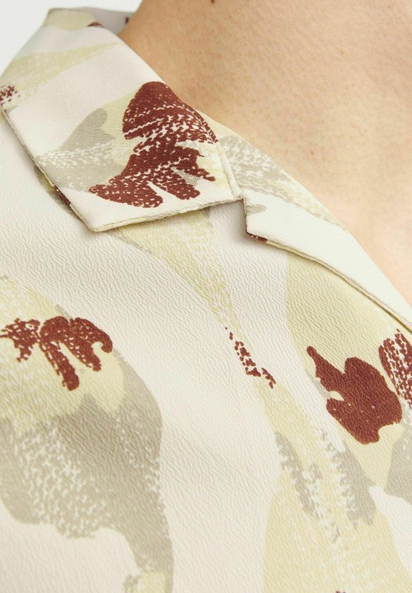 Jack & Jones Relaxed fit