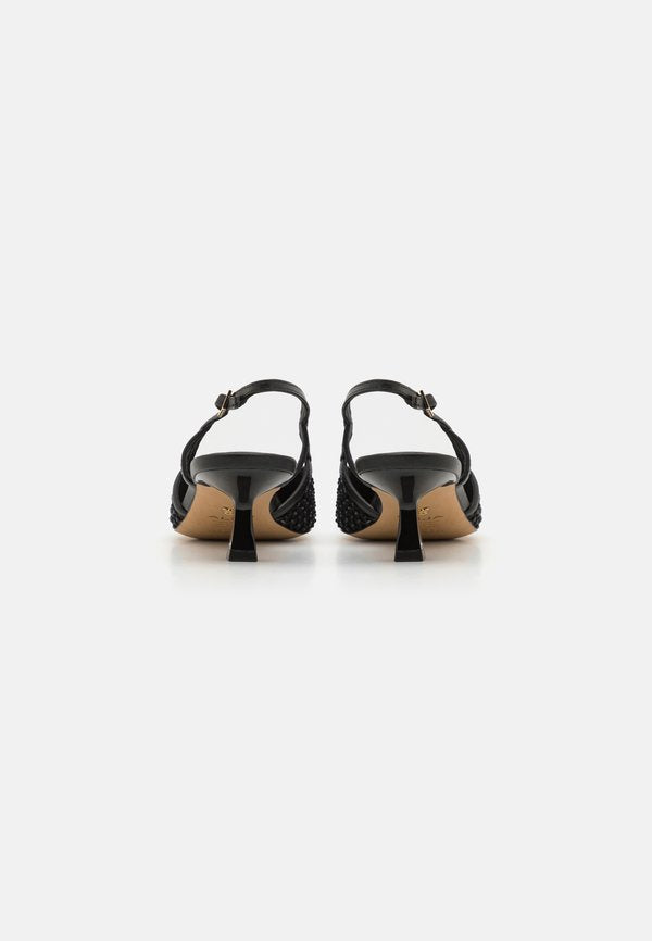 ALDO ELEGANT PILLOW WALK