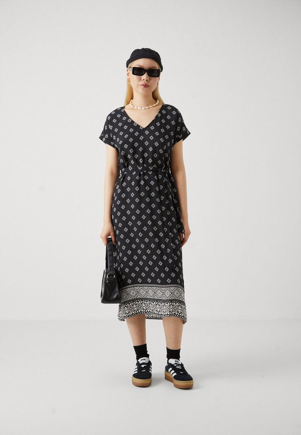 JDY JDYELLIE V NECK MIDI DRESS