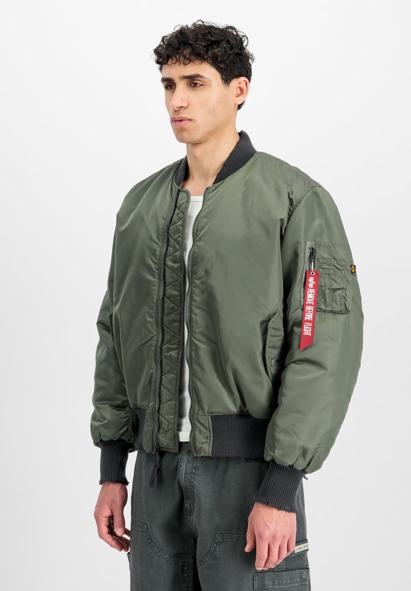 Alpha Industries DISTRESSED