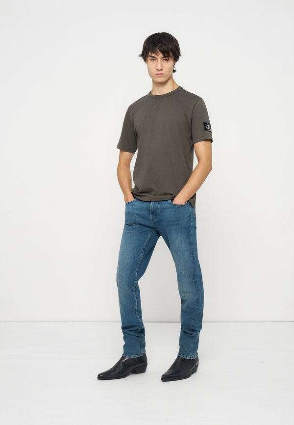 7 for all mankind SLIMMY SPECIAL EDITION GLOBE