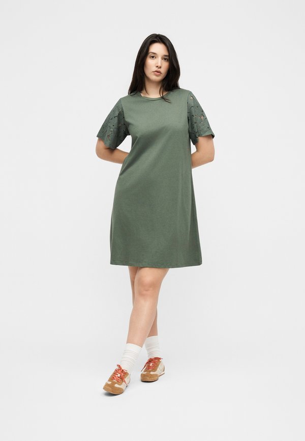 Vero Moda Curve VMCVILLA O NECK SHORT DRESS