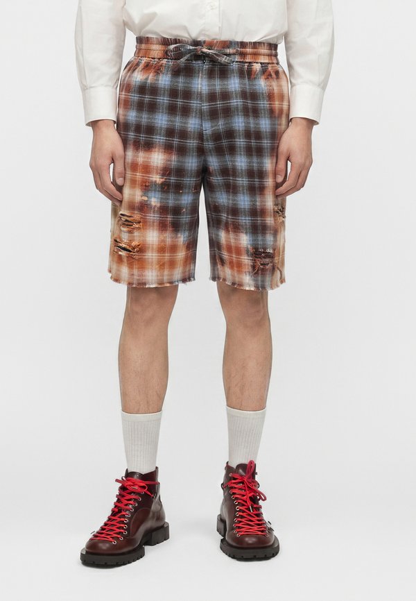Feng Chen Wang DECAYED CHECK