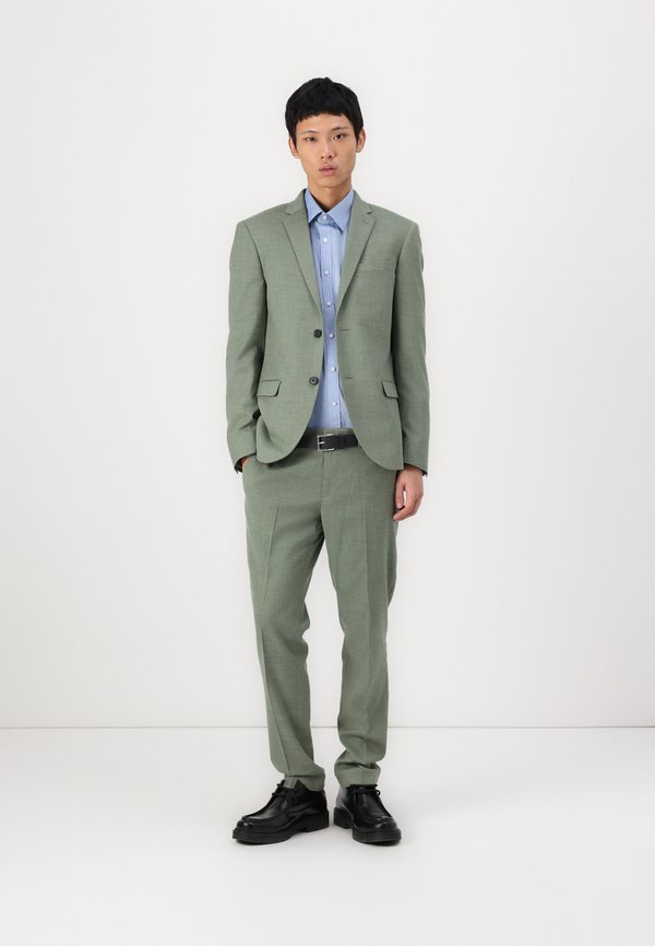 Isaac Dewhirst NOTCH SUIT SLIM
