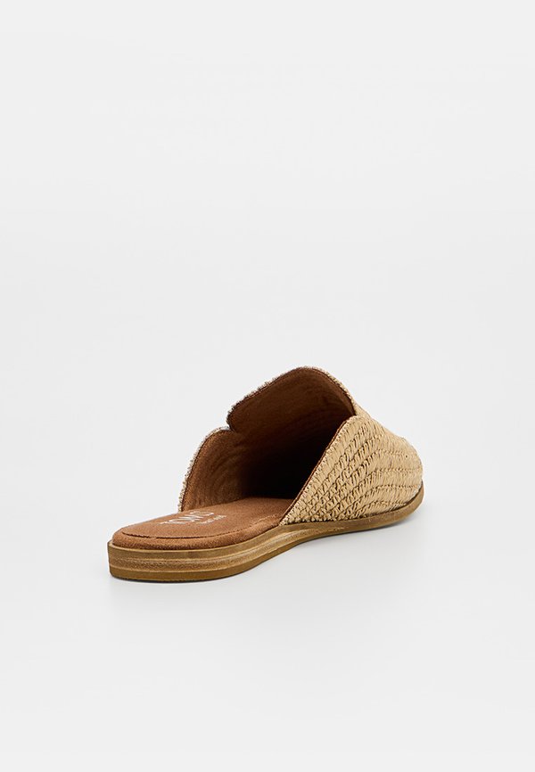 TOMS JADE