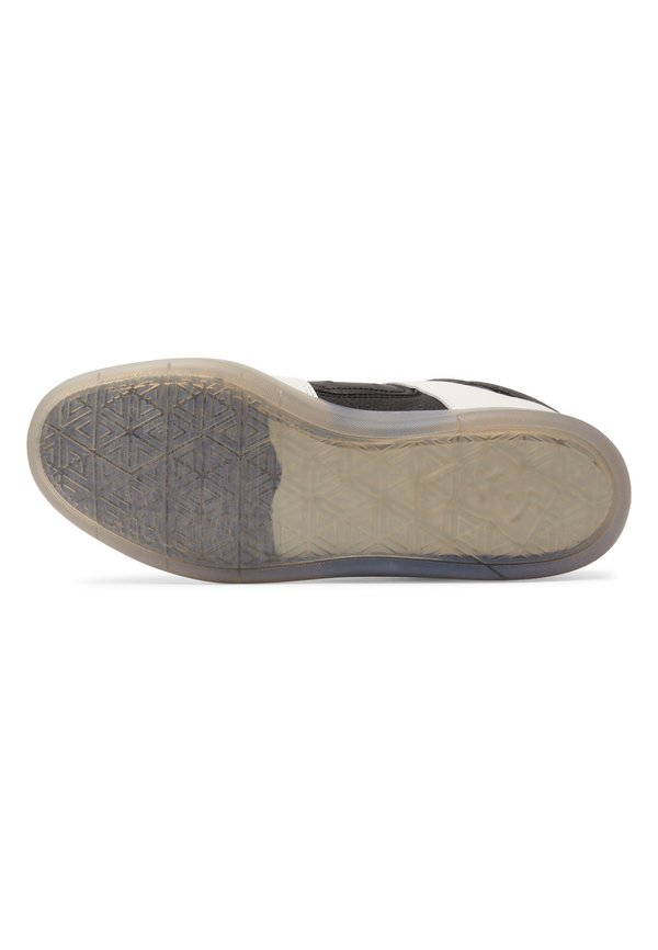 DC Shoes CURE
