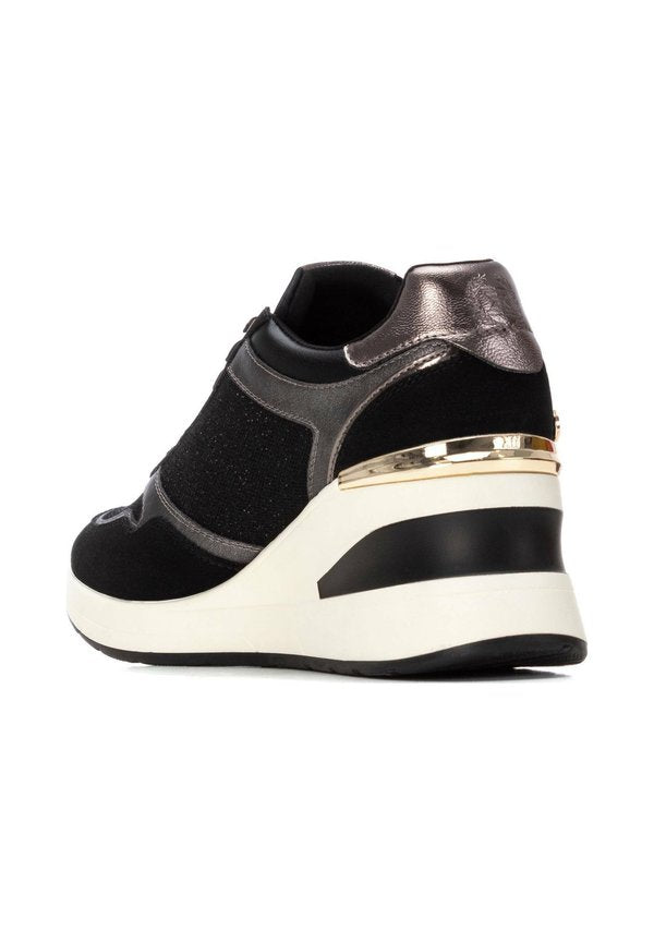 XTI SNEAKER