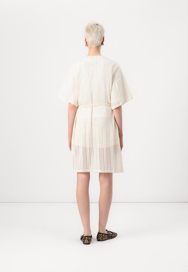 VILA VIGENEVA KIMONO