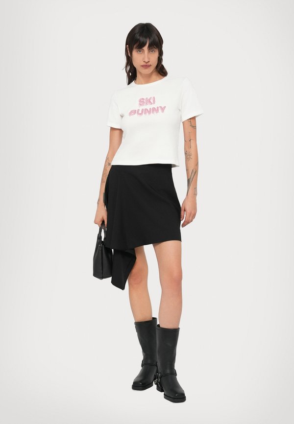 Holzweiler KITTY FLUFFY TEE