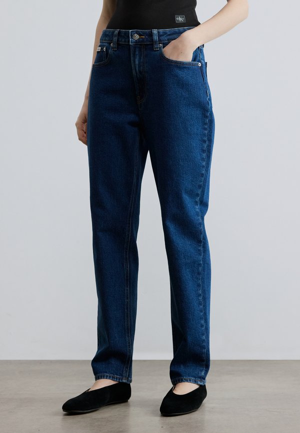 Calvin Klein Jeans MOM