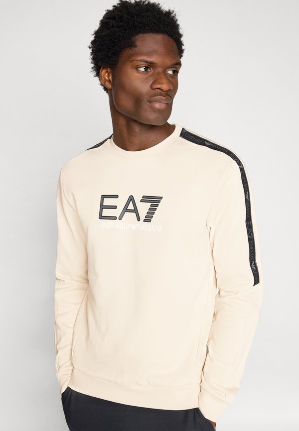 EA7 Emporio Armani