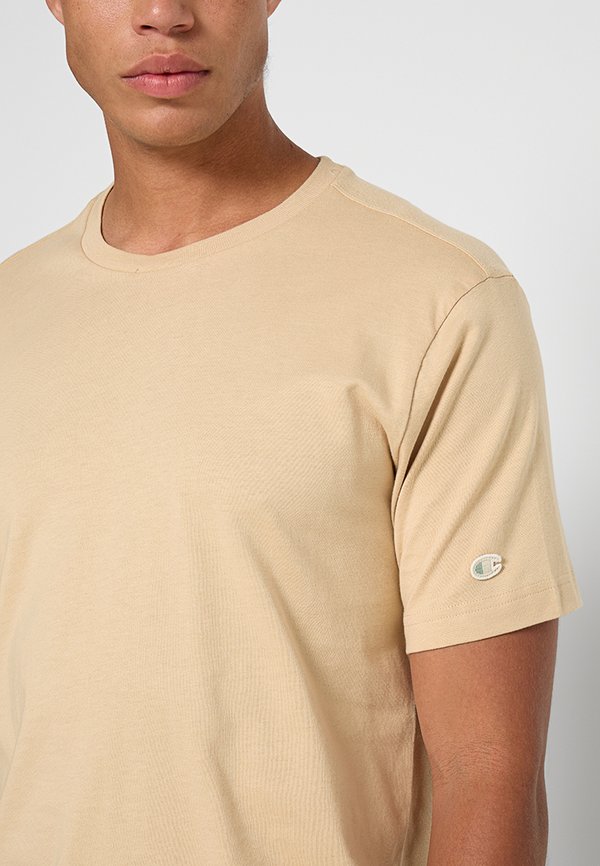Champion TEE