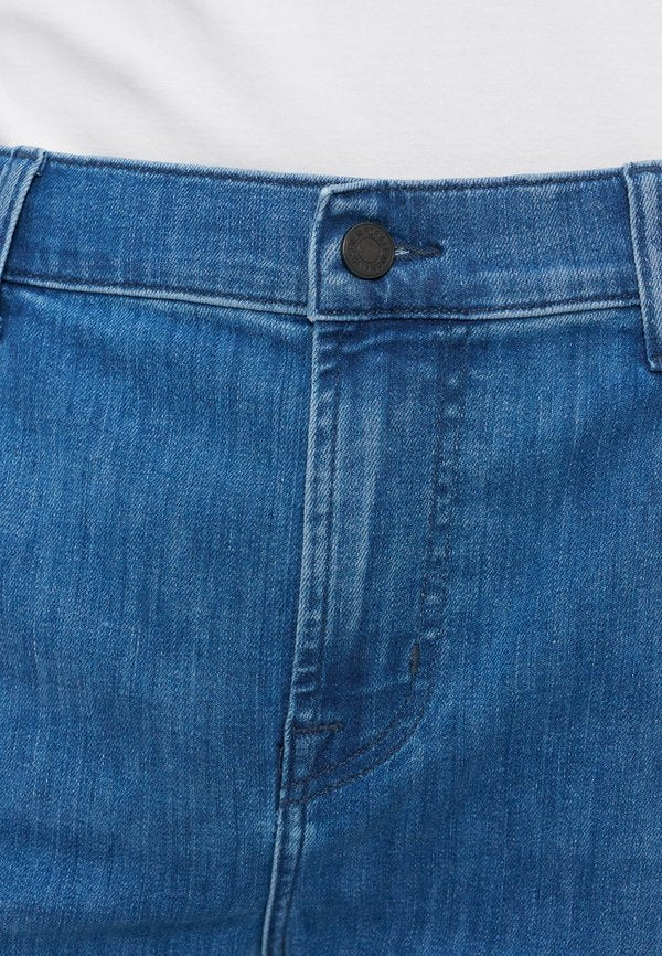 7 for all mankind