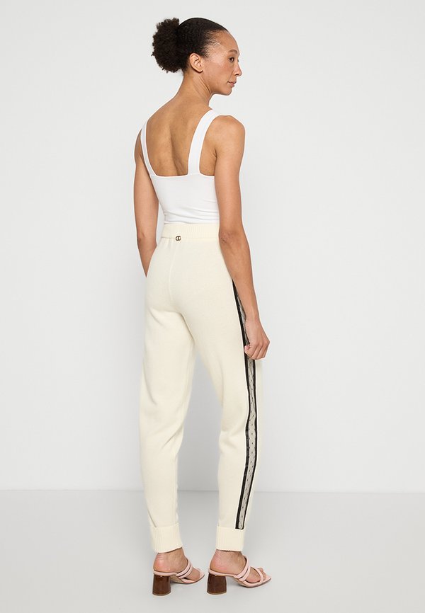TWINSET