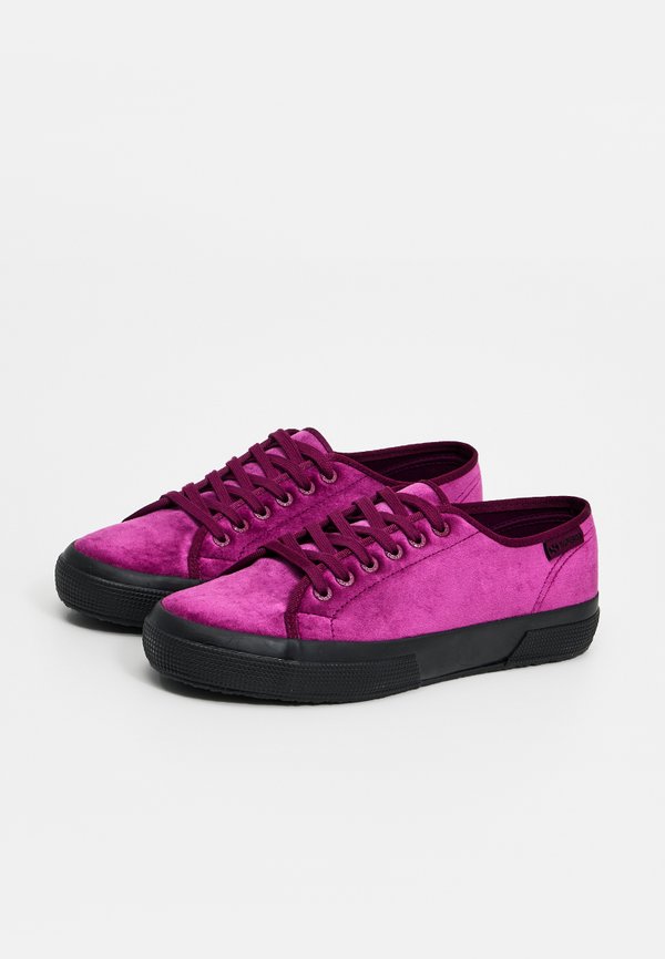 Superga