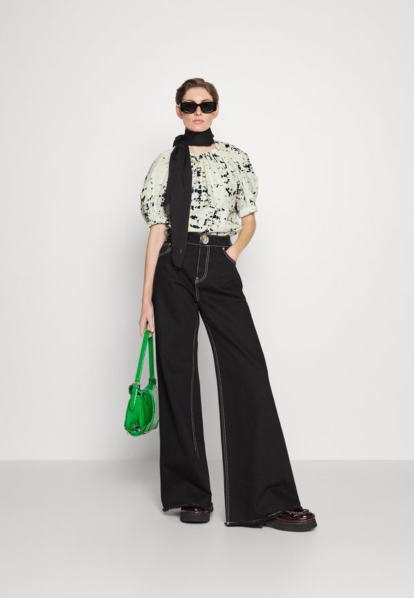 3.1 Phillip Lim KALEIDOSCOPE PUFF