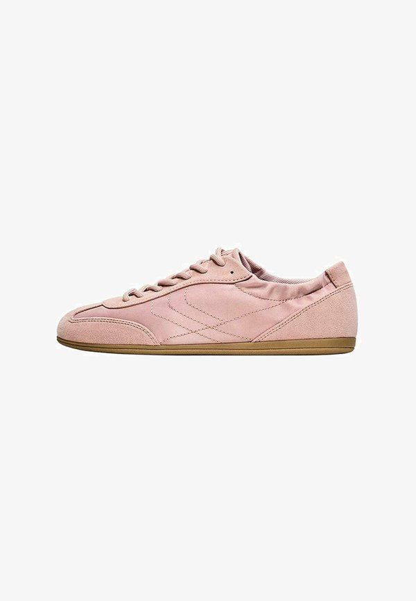 Bershka Trainers - pink