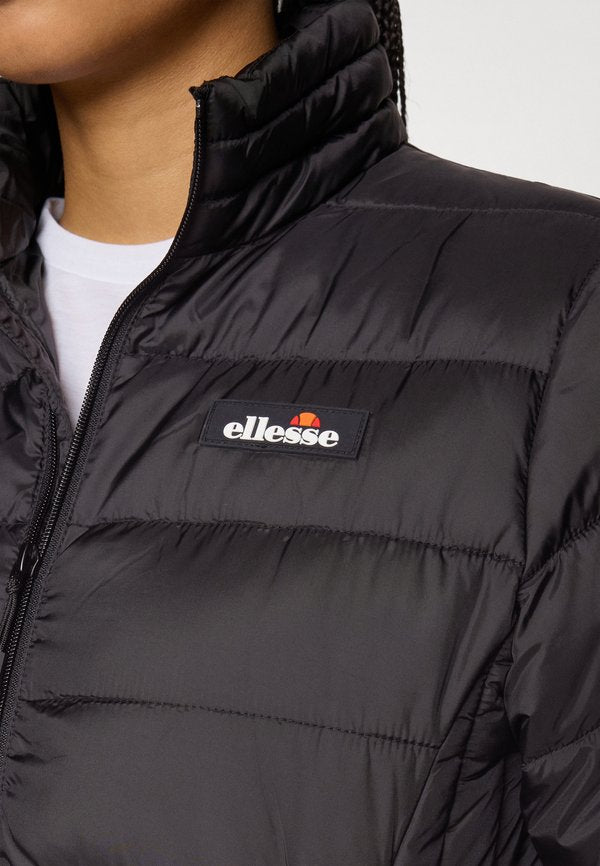 Ellesse NOVALIA