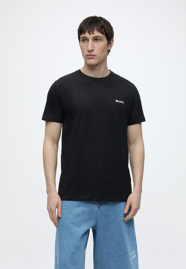 ARKK Copenhagen BASIC TEE UNISEX