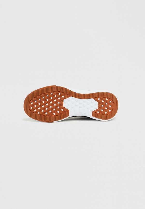 Vans RANGE