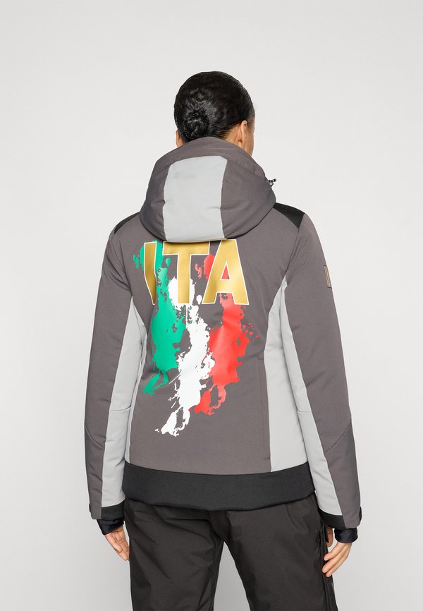 EA7 Emporio Armani