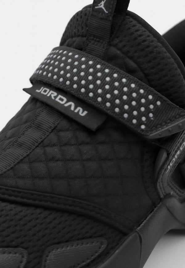 Jordan TRUNNER LX