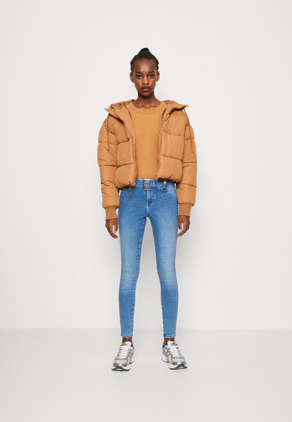 ONLY ONLWAUW MID WAIST BELT