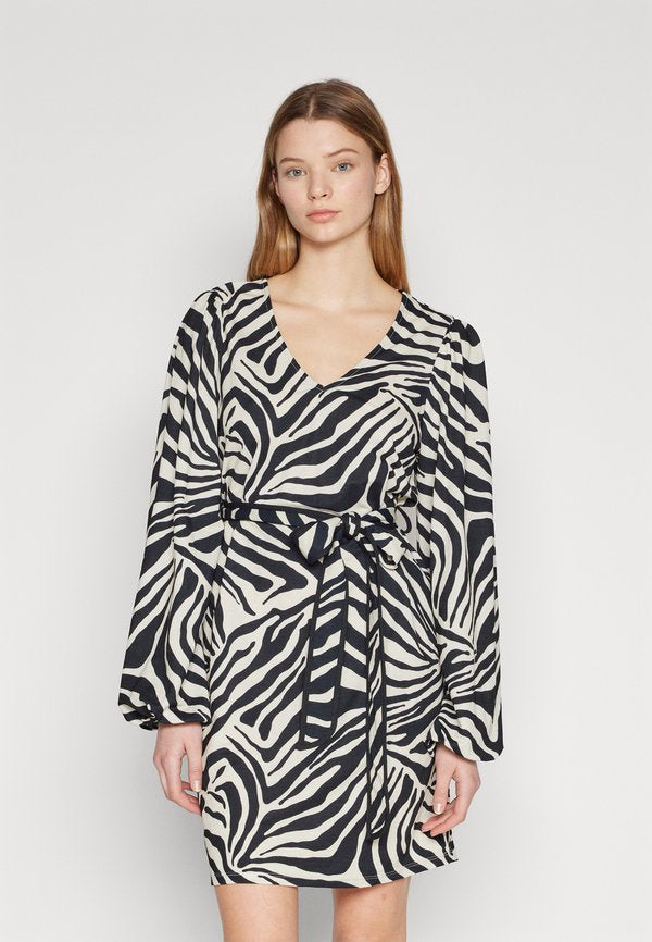 VILA VIMIRAN MOLLI V-NECK SHORT DRESS