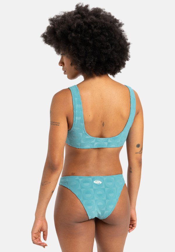 Quiksilver DARK ROY