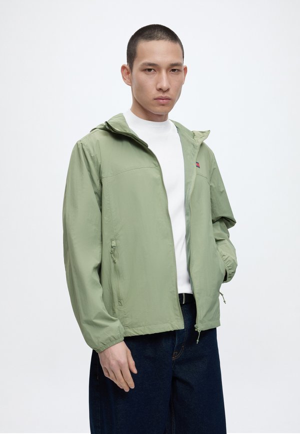 Tommy Jeans CHICAGO PACKABLE JACKET