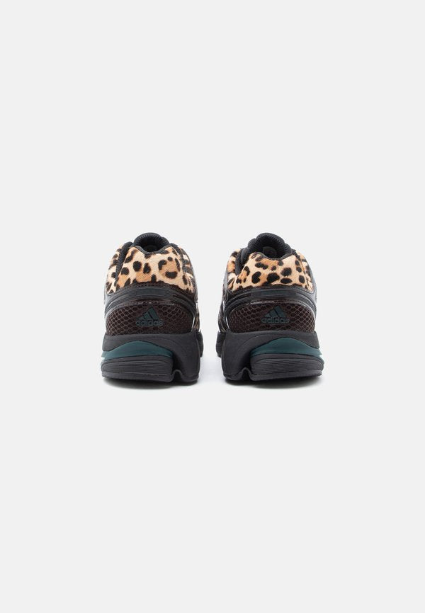 adidas Originals ADISTAR CONTROL 5