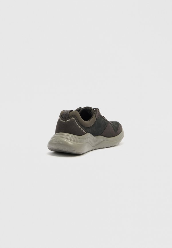 Clarks LT360