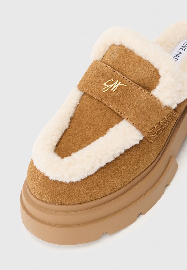 Steve Madden TURNPIKE