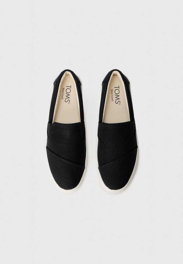 TOMS DEVON