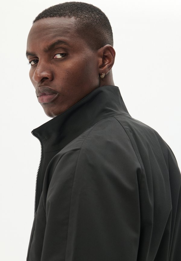 Matinique MABomber